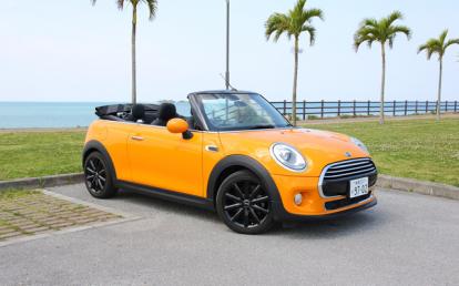 オープンカー特集　　　第一弾”MINIコンバーチブル”