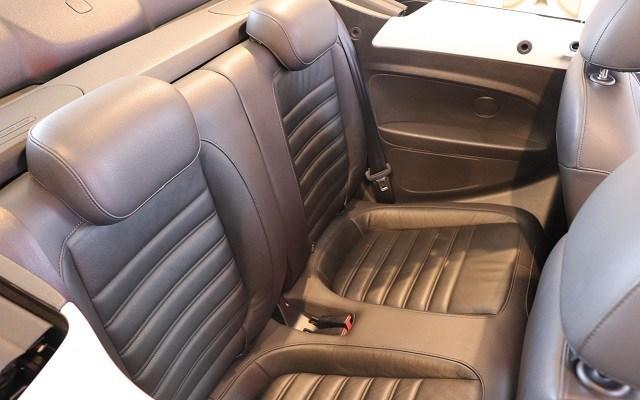 最大4名までご乗車可能